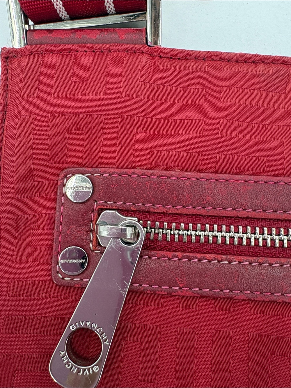 Givenchy Red Jacquard Slim Crossbody with Logo Webbed Strap - Picture 4 of 12